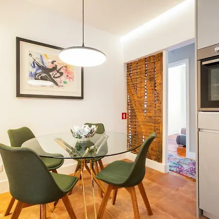 Central 2 Bedroom With Urban Vibe Lejlighed